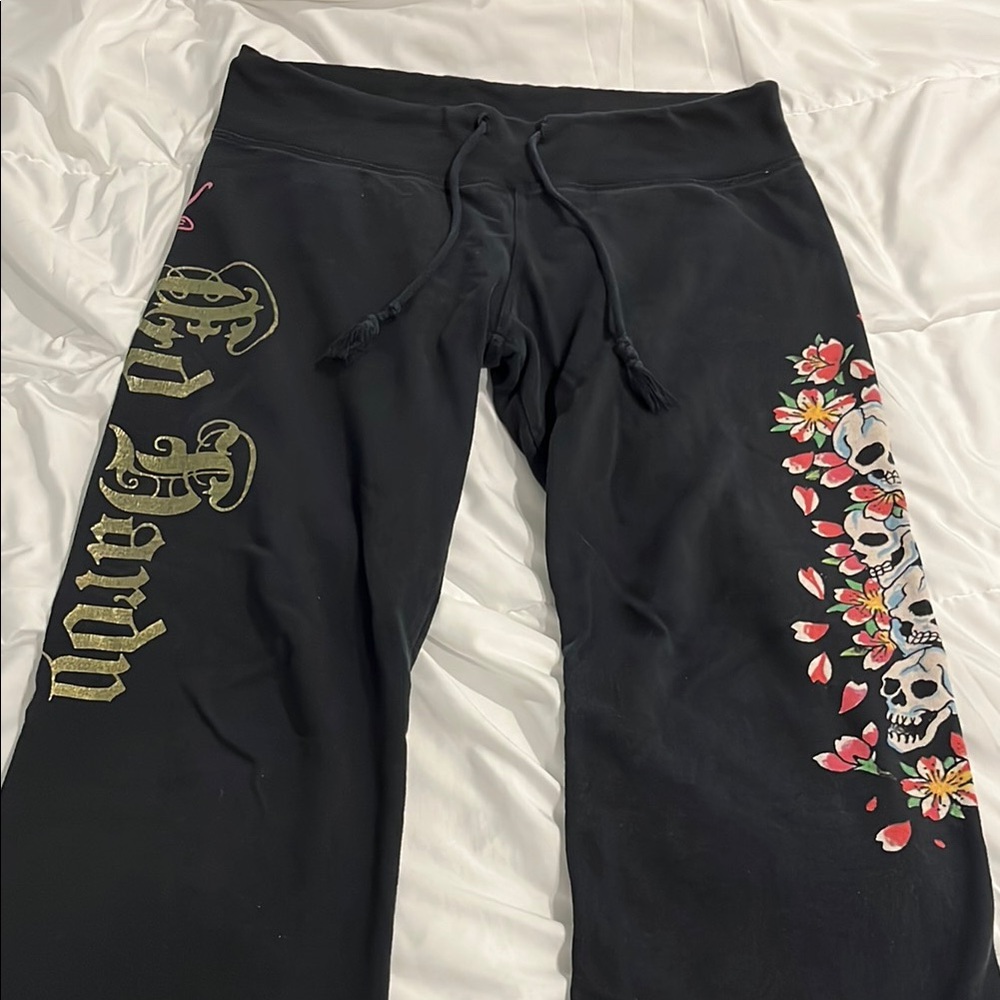Authentic VTG Ed Hardy flare sweatpants